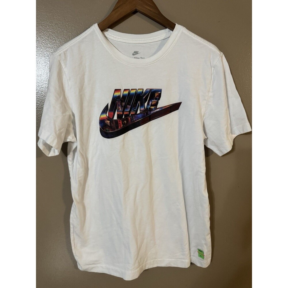 Nike NSW Worldwide HBR T-shirt Size Medium